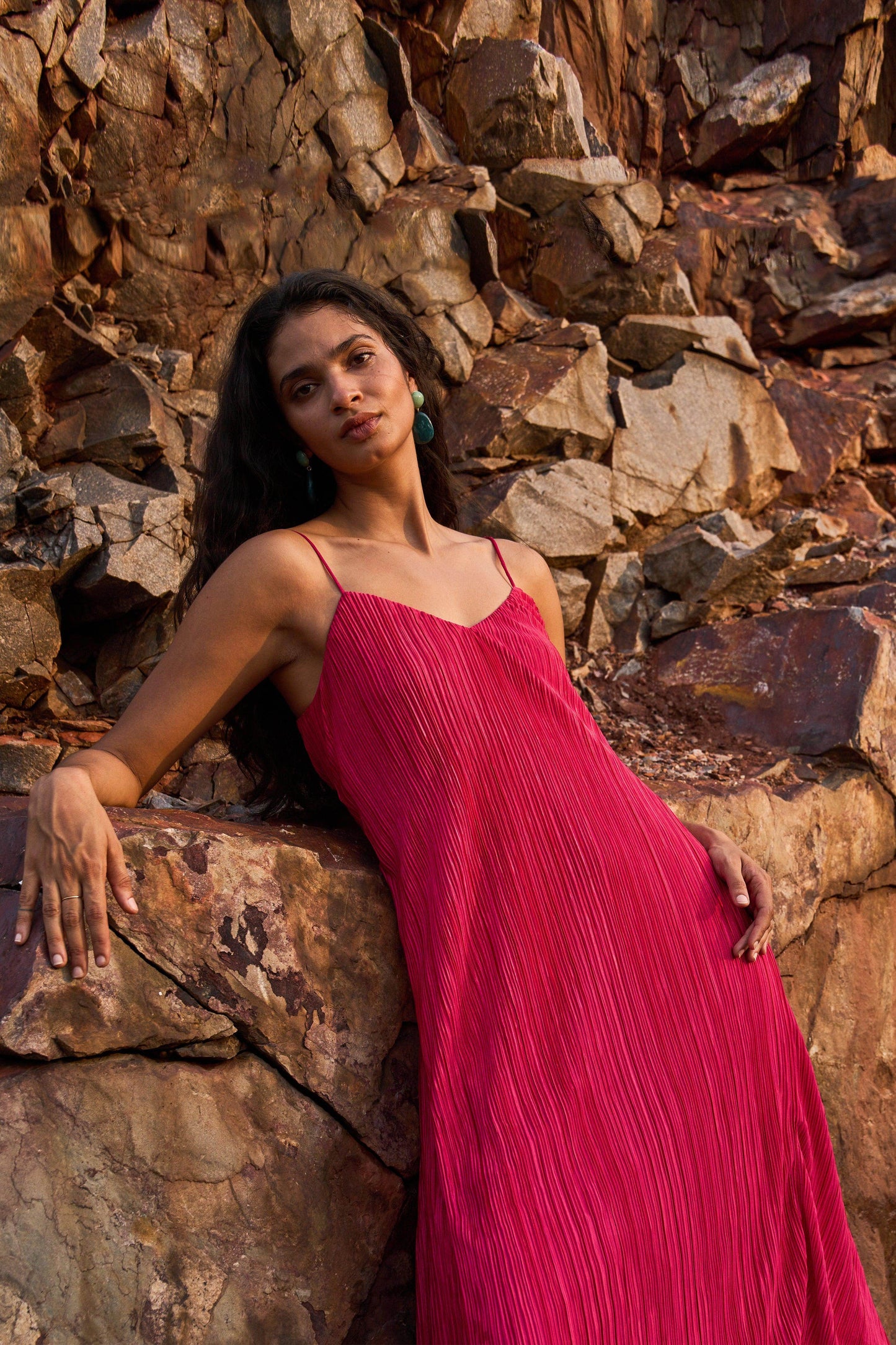 PINK PLEATED MIDI DRESS - dash and dot