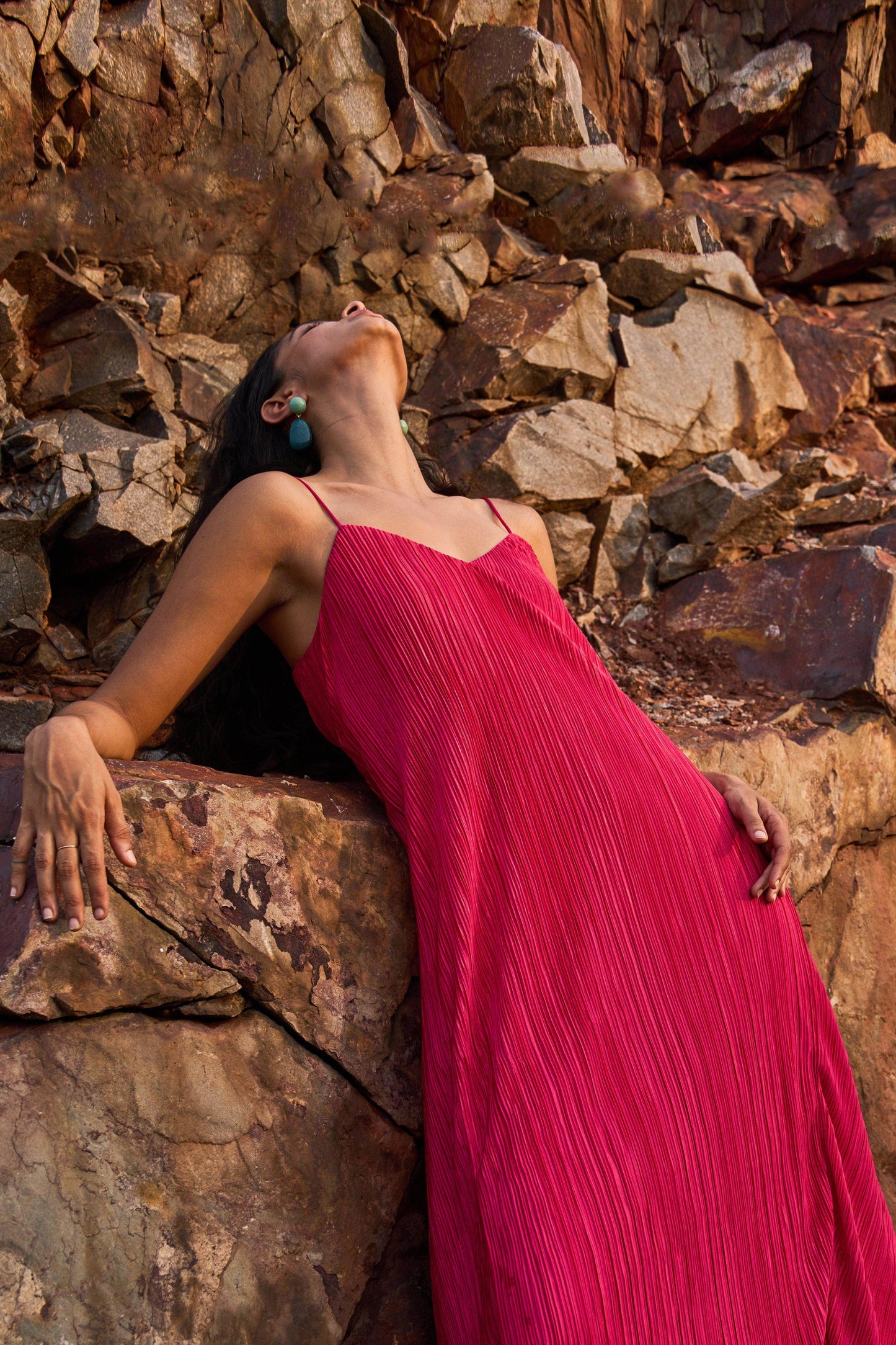 PINK PLEATED MIDI DRESS - dash and dot