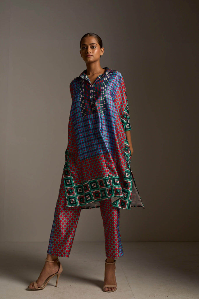 BOXY TILE PRINTED TOP - dash and dot dash and dot