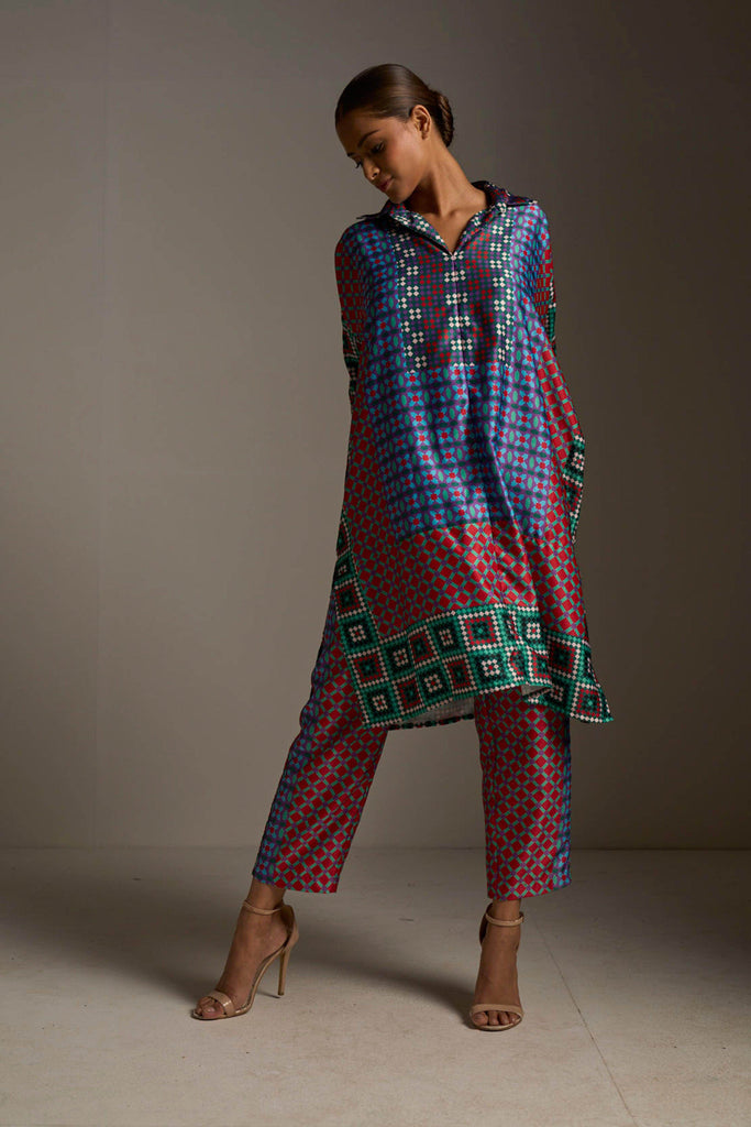 BOXY TILE PRINTED TOP - dash and dot dash and dot