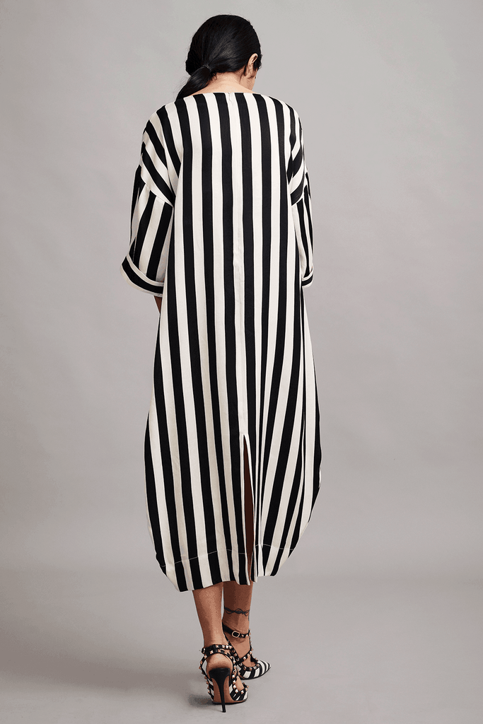 B&W STRIPE MIDI - dash and dot dash and dot