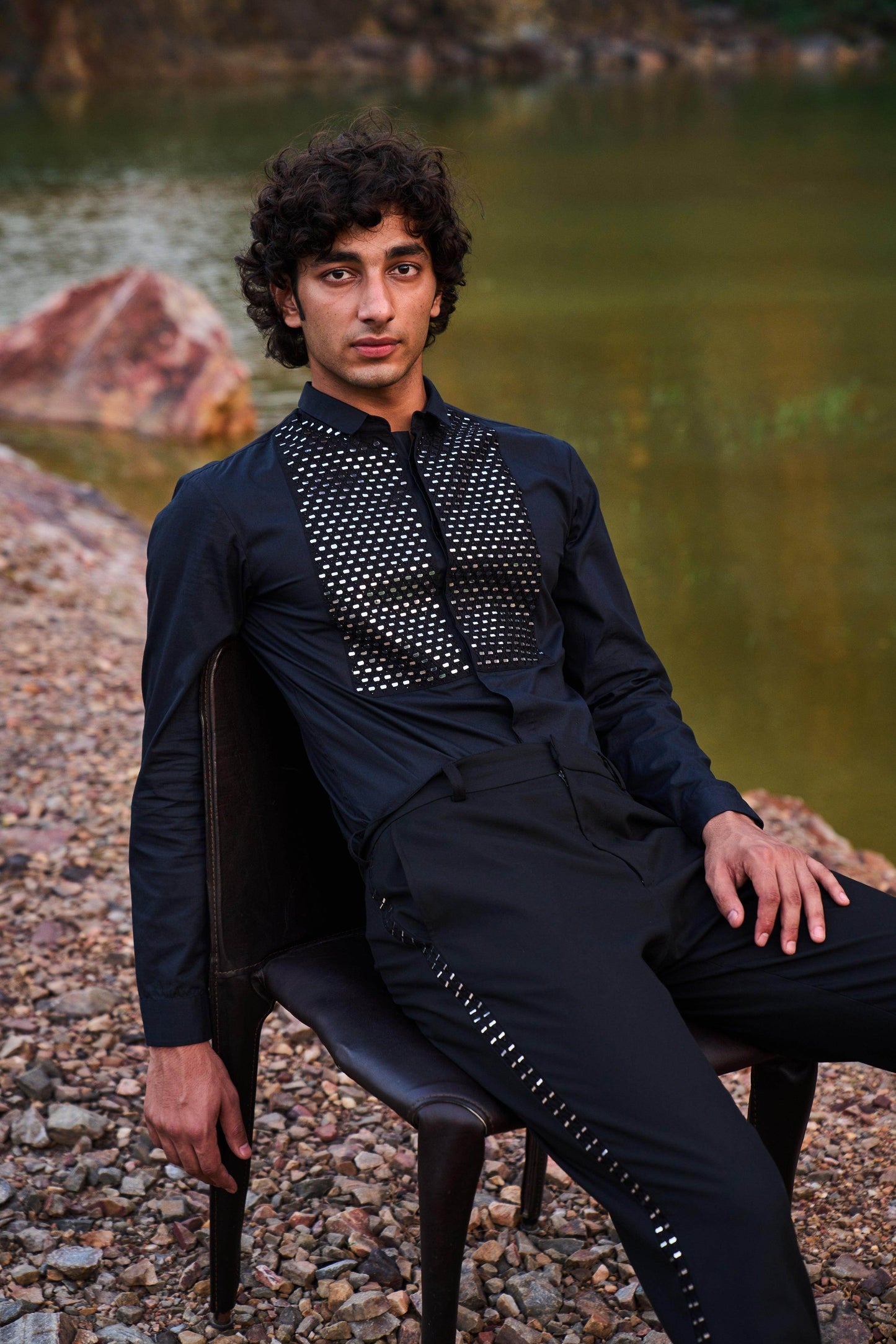 MIRROR EMBROIDERED BIB SHIRT - dash and dot