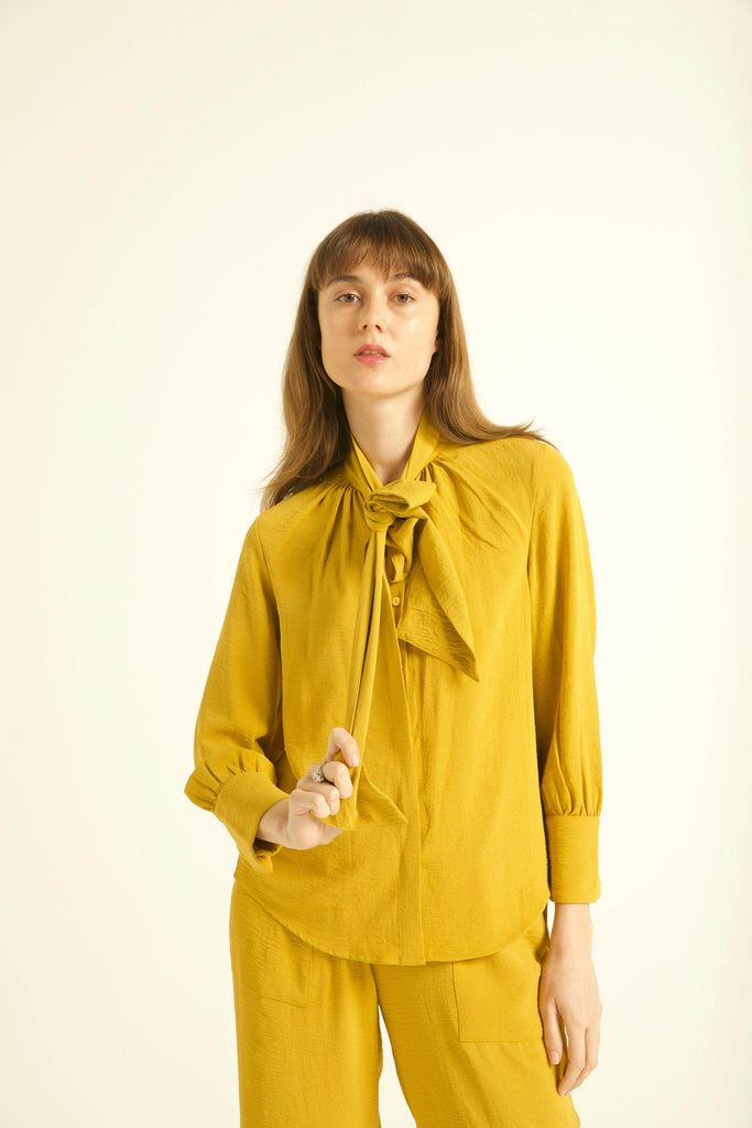 MUSTARD BOW TOP - dash and dot dash and dot