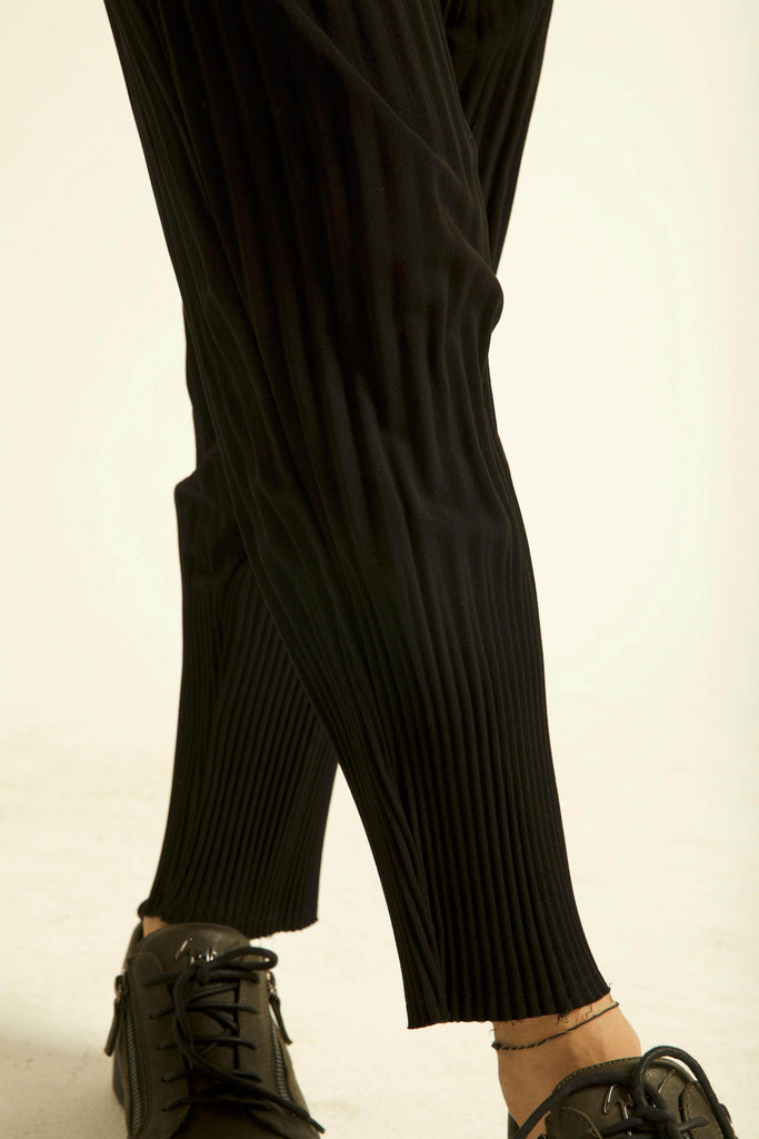 PLEATED DRUM PANT - dash and dot dash and dot