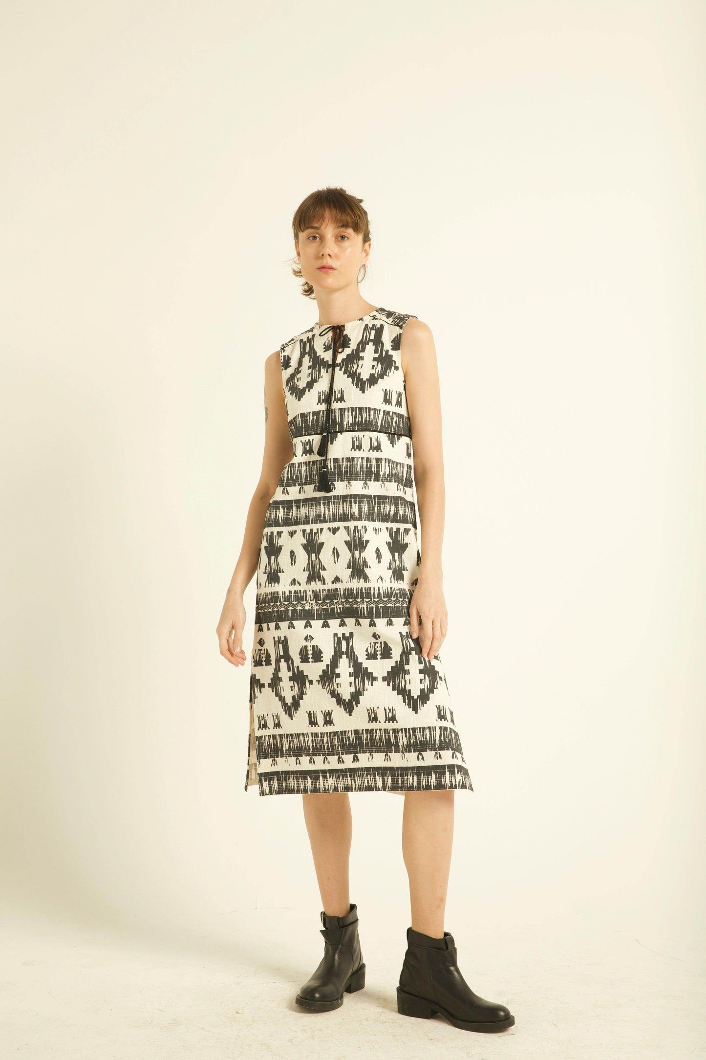 TEXTURED TRIBAL MIDI - dash and dot