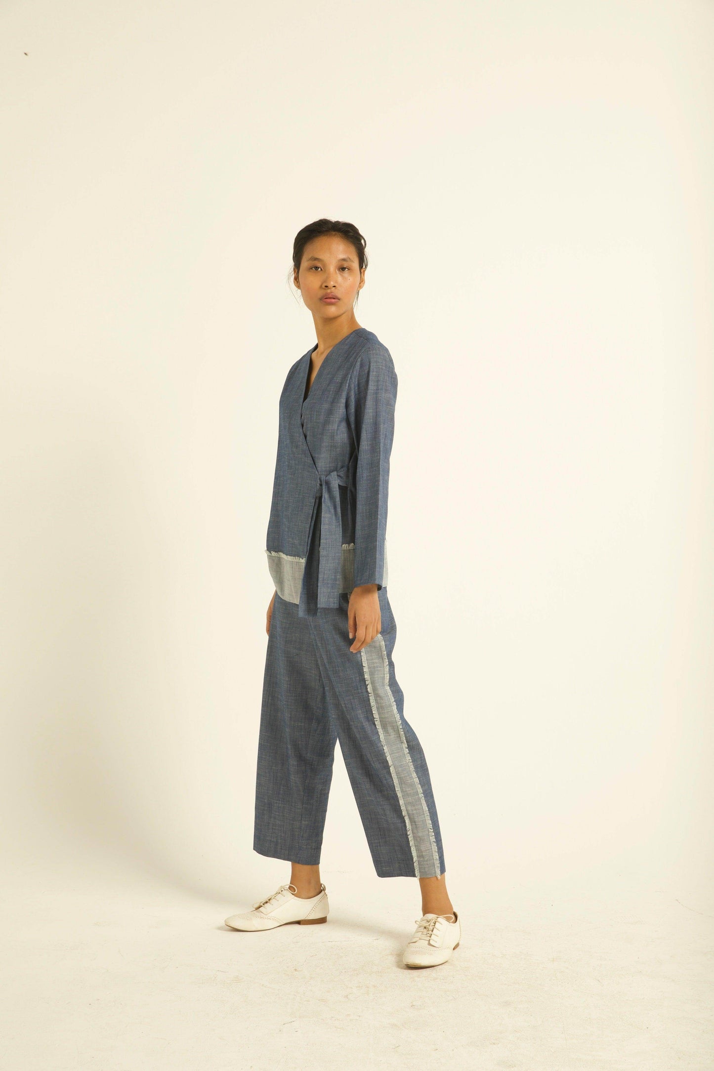 SIDE TIE DENIM BLOCK TOP - dash and dot