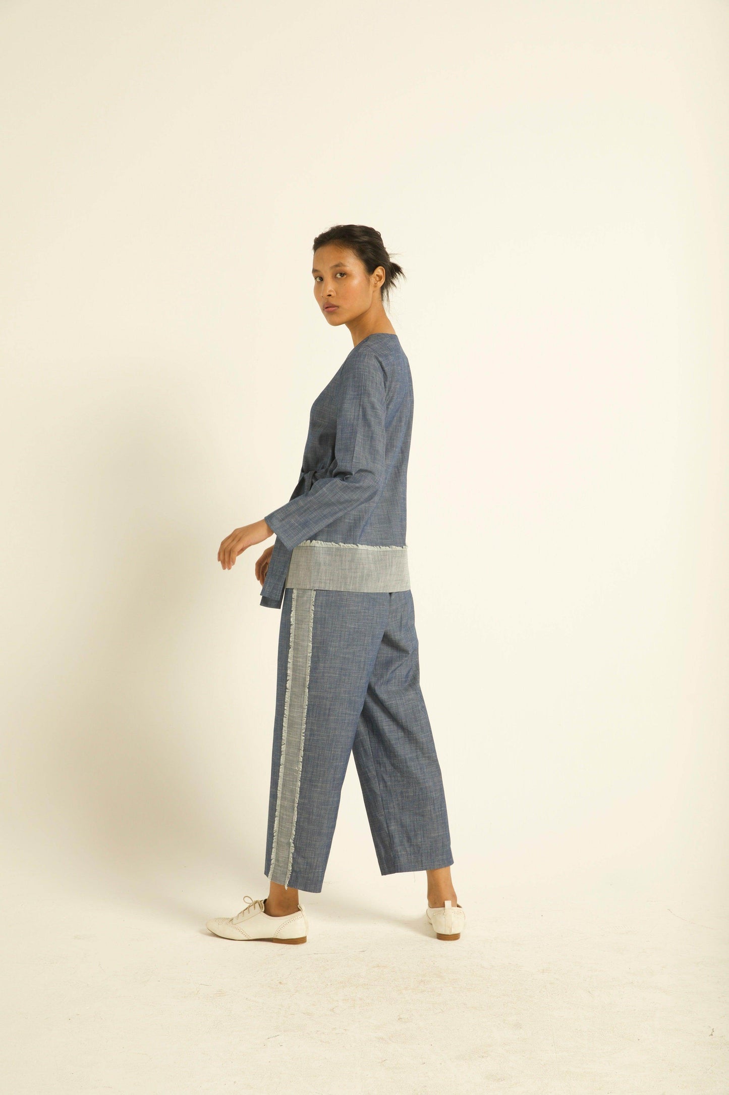 SIDE TIE DENIM BLOCK TOP - dash and dot