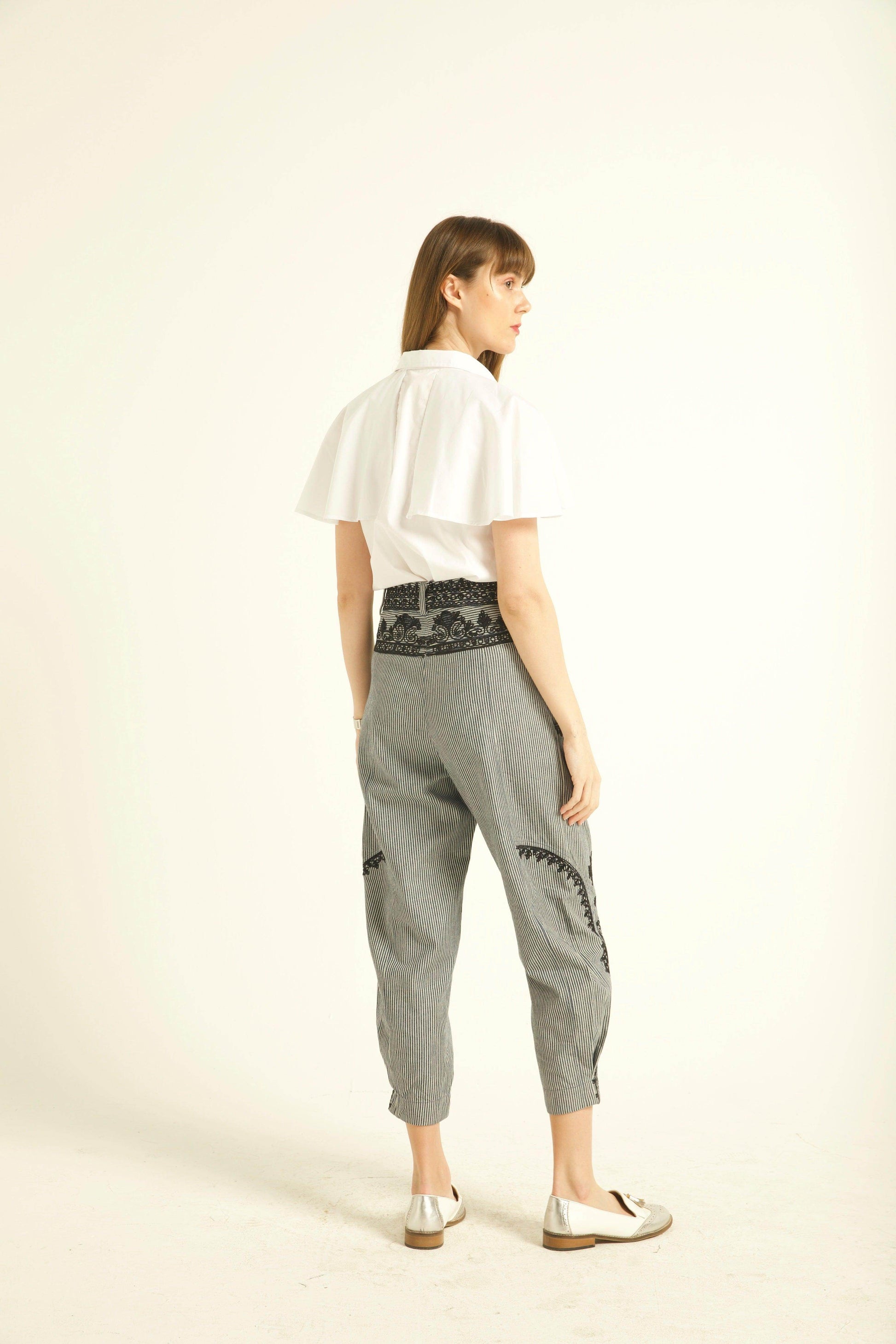 CAPE SLEEVE SHIRT - dash and dot