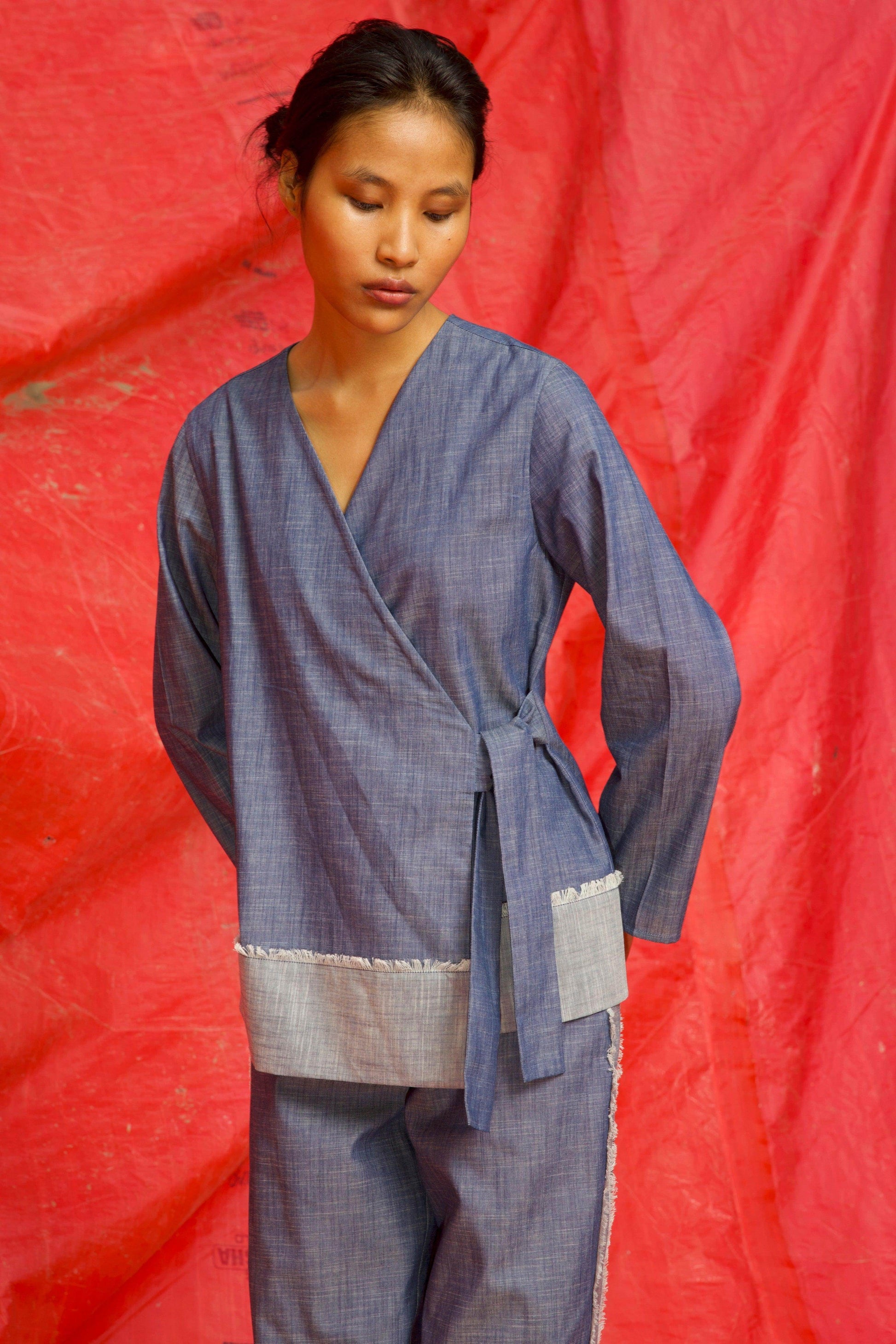 SIDE TIE DENIM BLOCK TOP - dash and dot