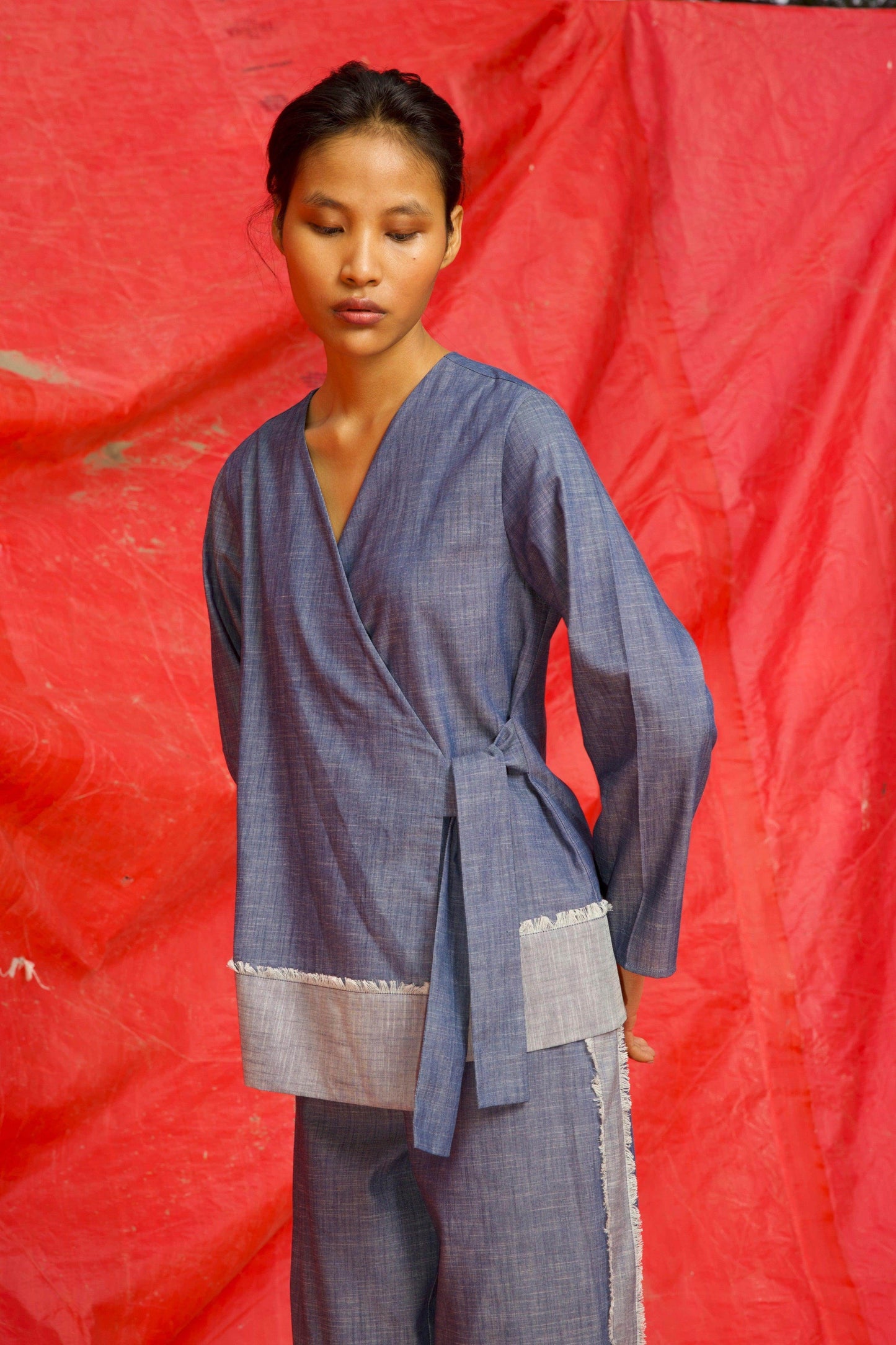 SIDE TIE DENIM BLOCK TOP - dash and dot