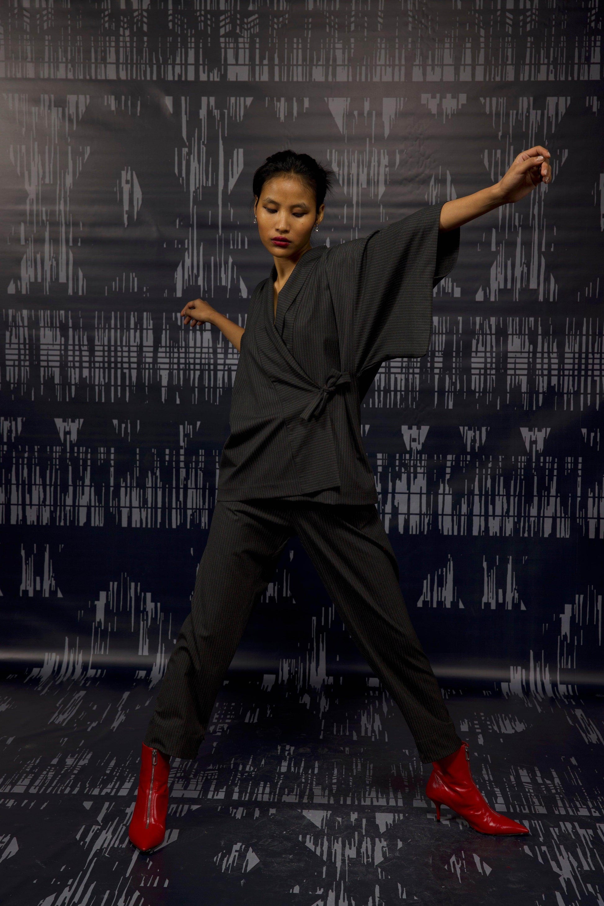 PINSTRIPE KIMONO - dash and dot