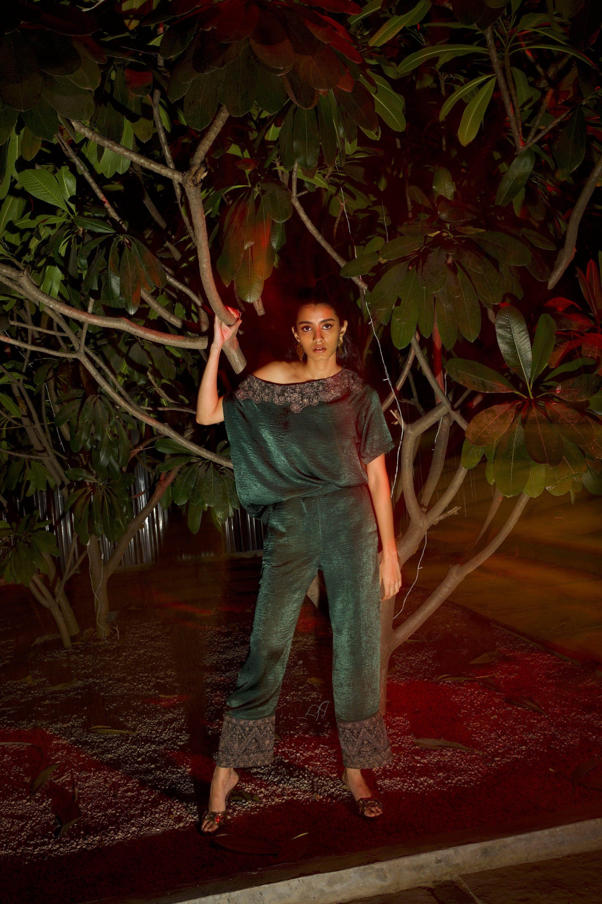 EMBROIDERED CUFF PANT - dash and dot