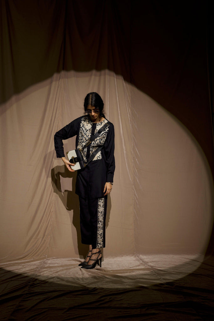 GARA STITCH BIB SHIRT - dash and dot dash and dot