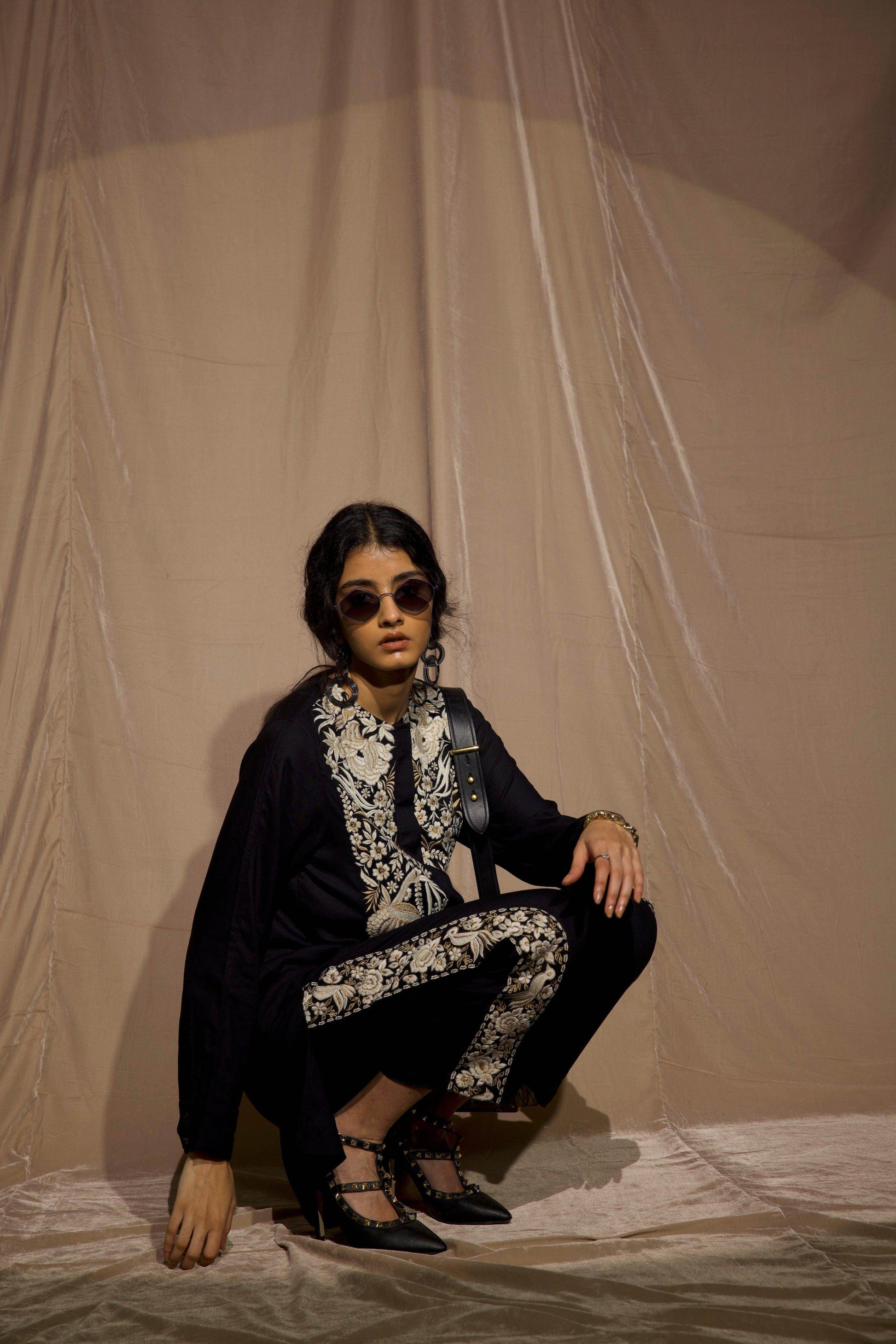 GARA STITCH BIB SHIRT - dash and dot