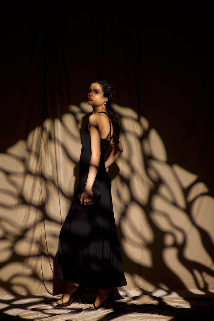 O GOWN - dash and dot dash and dot