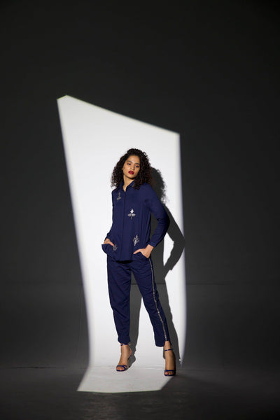 MIRROR MOTIF EMBROIDERED SHIRT - dash and dot