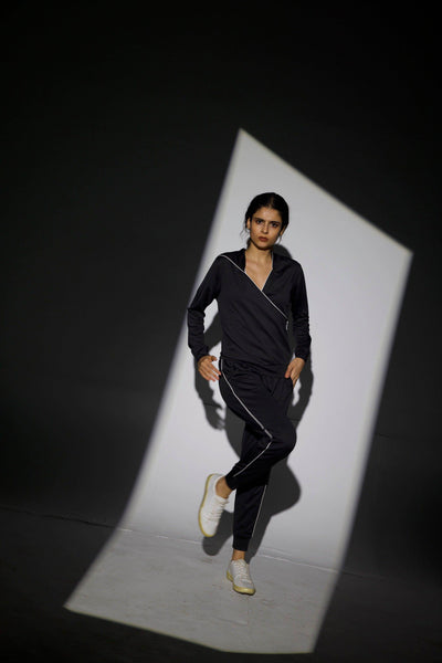 PIPED JOGGER PANT - dash and dot