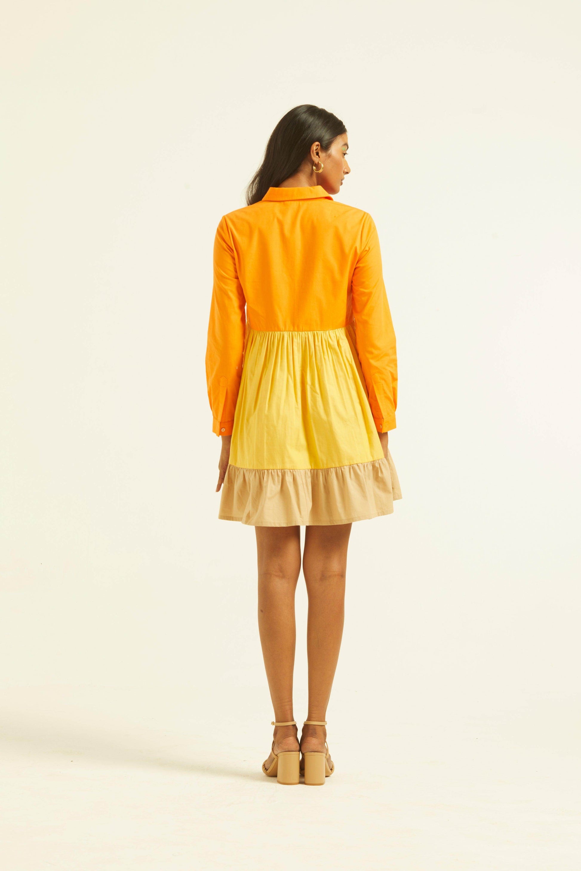 COLOR BLOCKED TIERED MINI - dash and dot