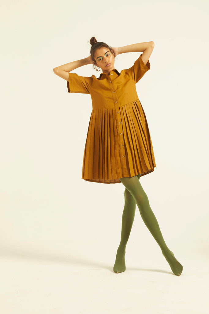 HALF SLEEVE ACCORDION PLEAT SHIRT DRESS - dash and dot dash and dot