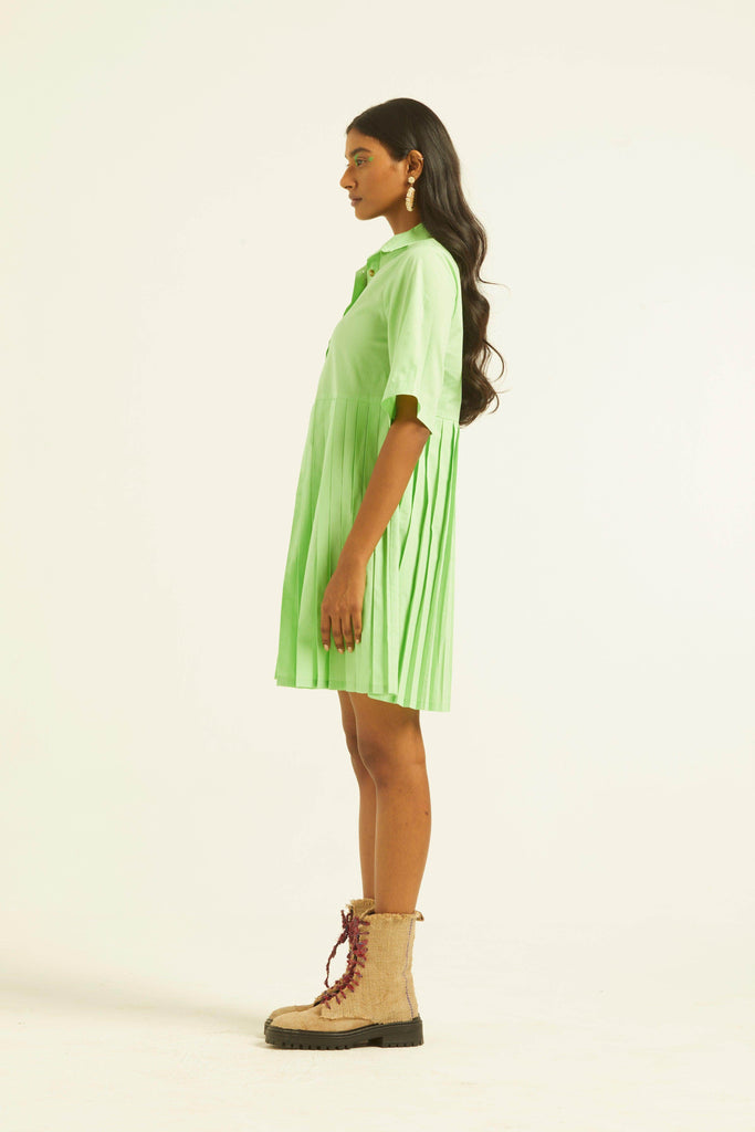 HALF SLEEVE ACCORDION PLEAT SHIRT DRESS - dash and dot dash and dot