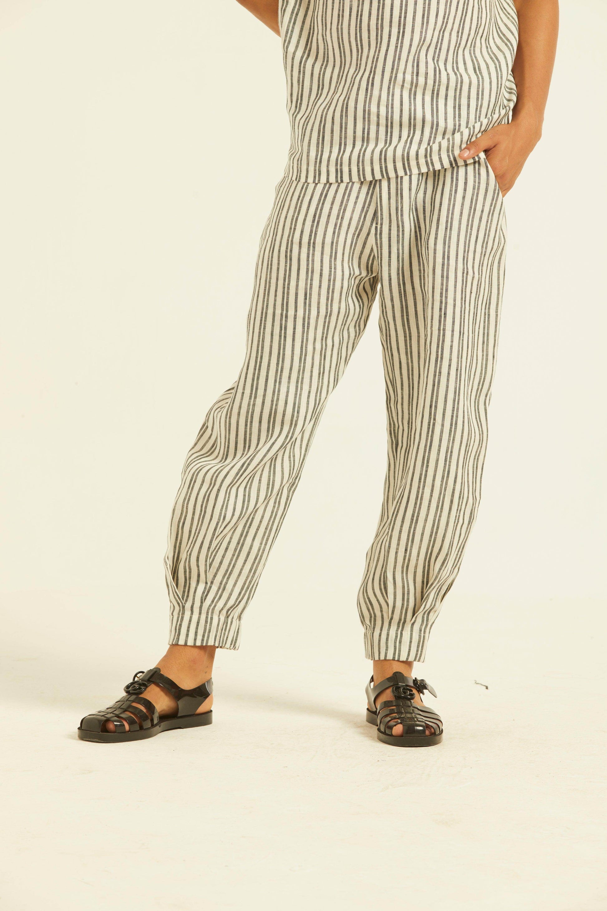 LINEN STRIPE BOX PLEATED PANT - dash and dot