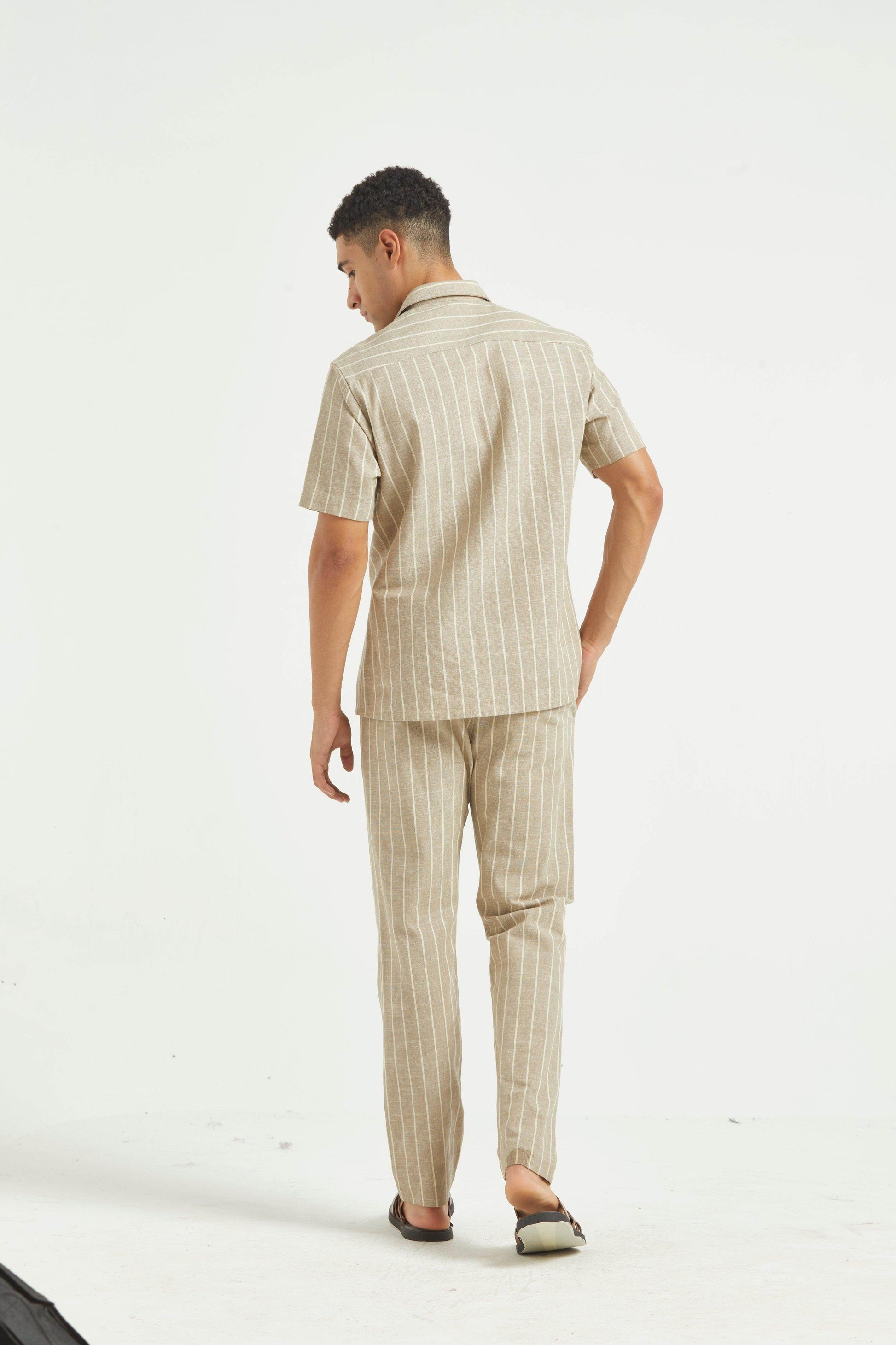 STRIPE HALF SLEEVE SHIRT - dash and dot