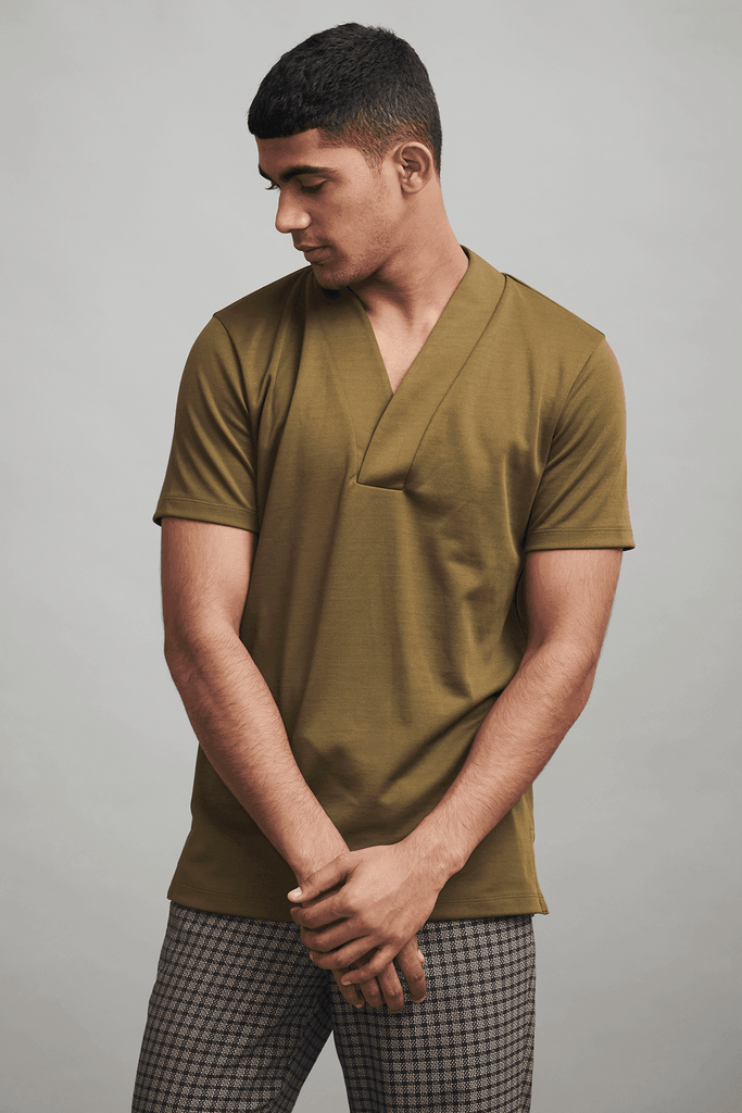 OVERLAP V POLO - dash and dot dash and dot