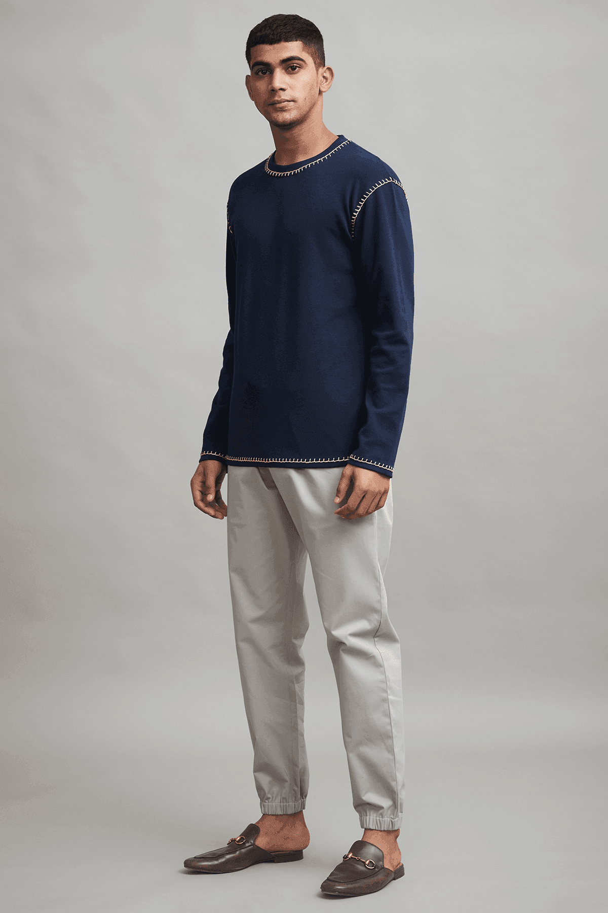 BLANKET STITCH SWEAT TEE - dash and dot