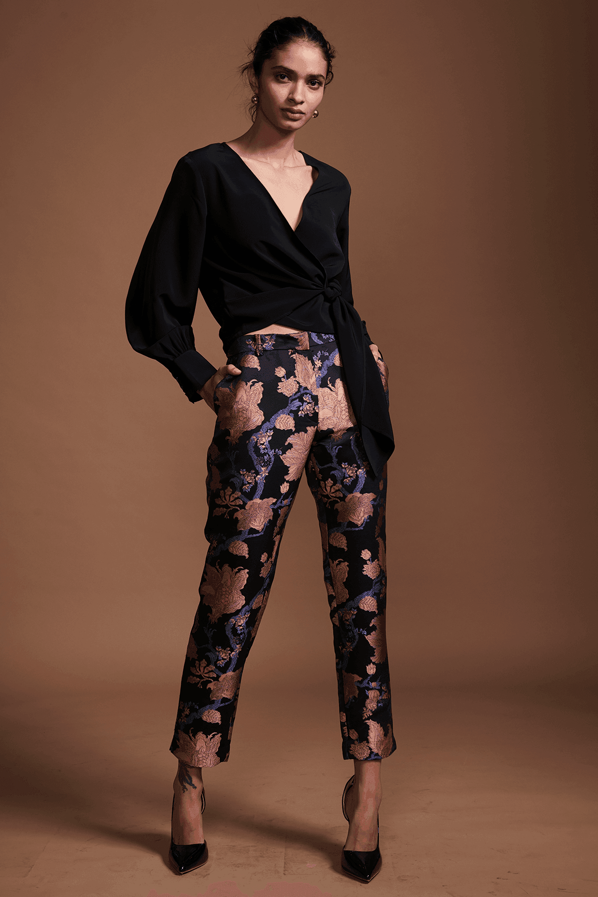 WRAP TIE TOP - dash and dot