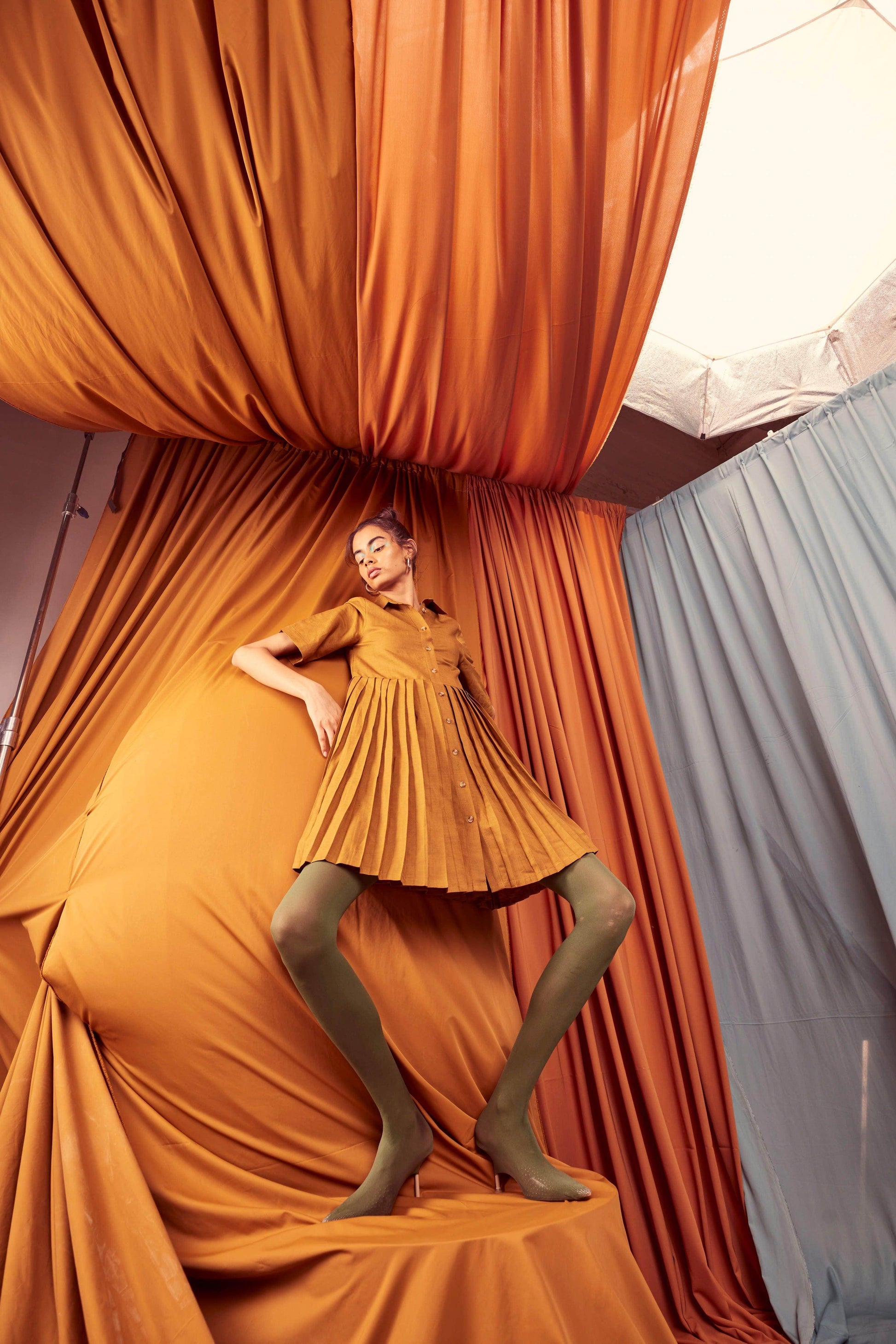 HALF SLEEVE ACCORDION PLEAT SHIRT DRESS - dash and dot