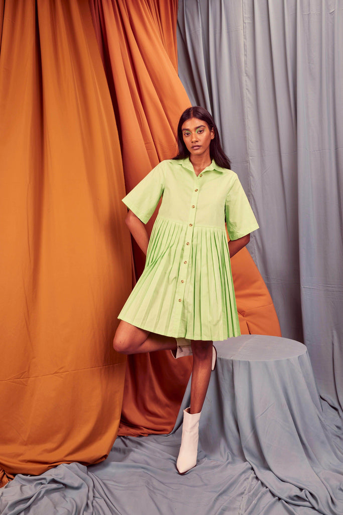 HALF SLEEVE ACCORDION PLEAT SHIRT DRESS - dash and dot dash and dot